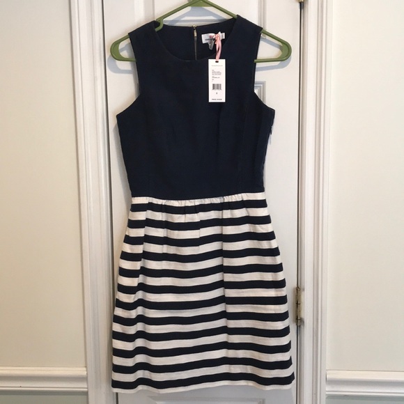 Vineyard Vines Dresses & Skirts - Vineyard Vines Knollwood dress